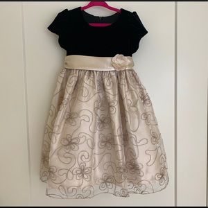 EUC Holiday Dress 4T